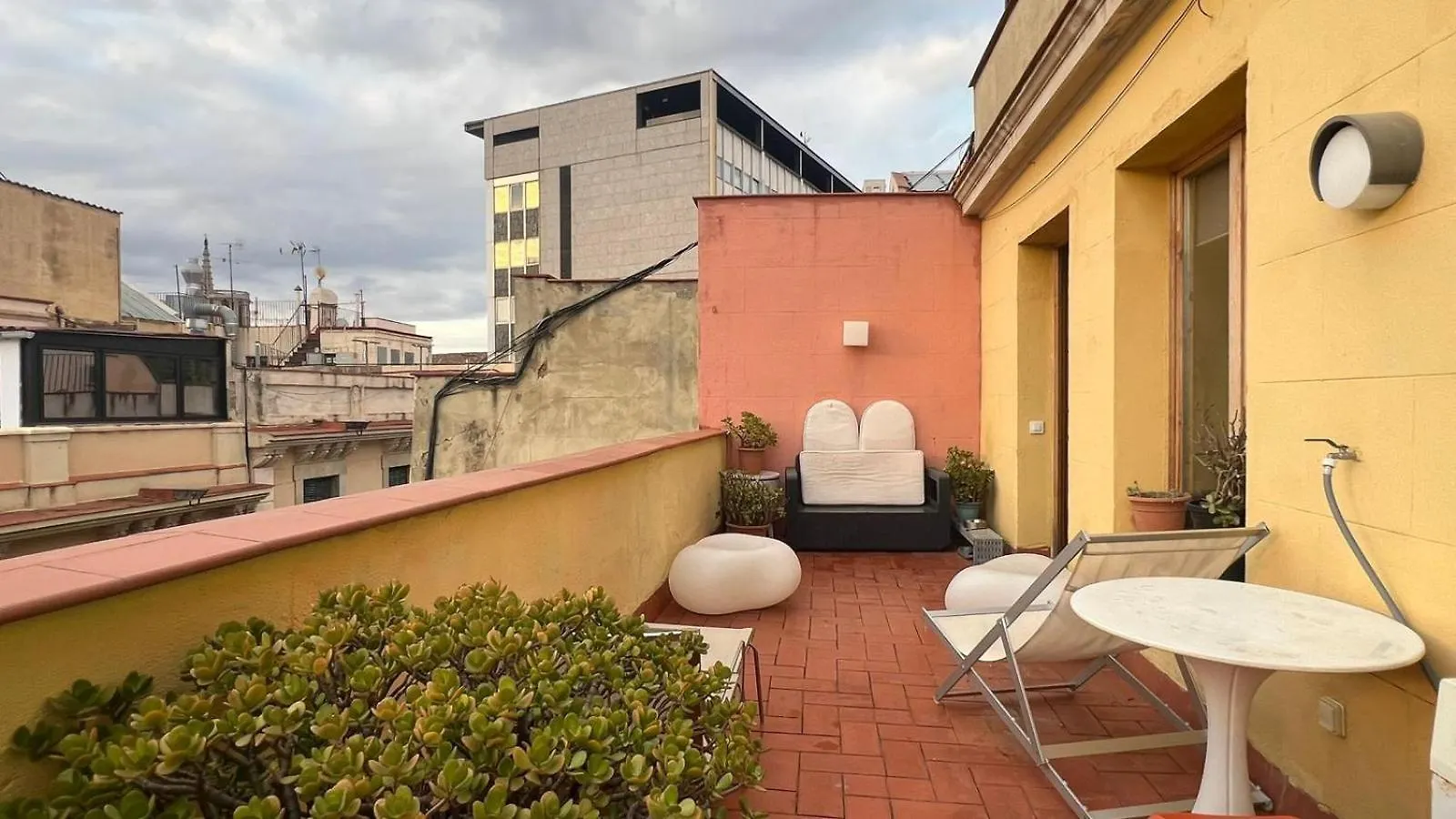 ברצלונה Atico Central Con Terraza