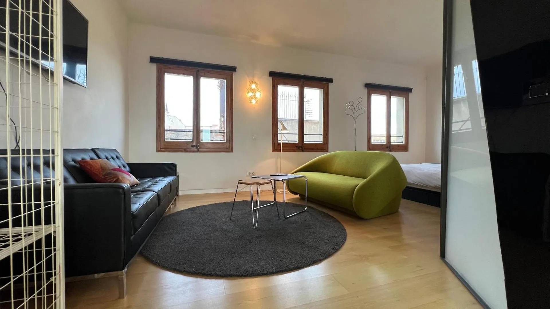 Atico Central Con Terraza Barcelona Apartment
